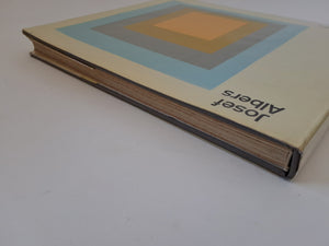 JOSEF ALBERS Son Oeuvre et sa Contribution a la figuration visuelle au cours de XXe siecle