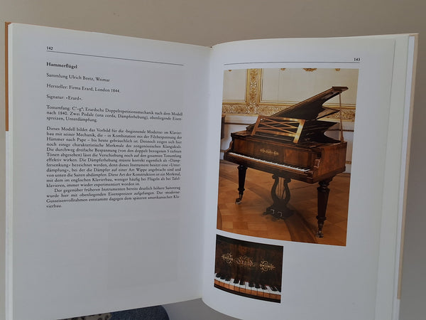 Kosmos Klavier - Historische Tasteninstrumente de Klassik Stiftung Weimar - ERICH TREMMEL