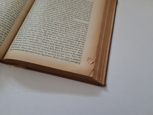 ULYSSES - 1928 JAMES JOYCE Publisher: Shakespeare and Company, Paris
