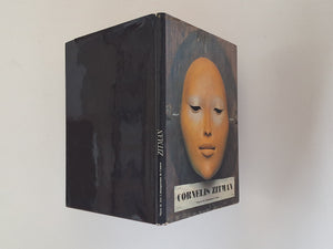 Cornelis Zitman - Museo de Arte Contemporaneo de Caracas