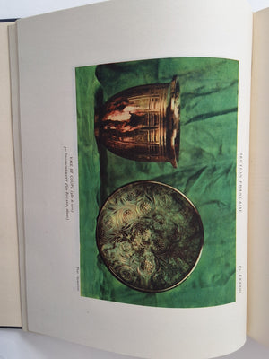 Exposition Internationale des Arts Decoratifs et Industriels Modernes Paris 1925 - Section Artistiques et Technique - Volume V Accessoires du Mobilier (classe 9 a 12) M.PAUL LEON