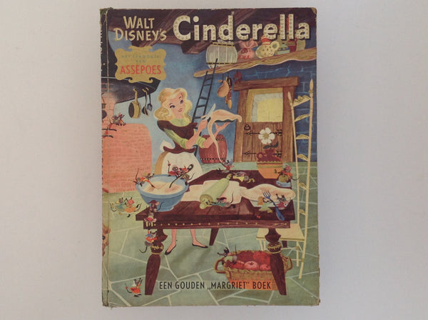 Walt Disney's Cinderella - Het Sprookje Van Assepoes - Een gouden "Margriet" Boek