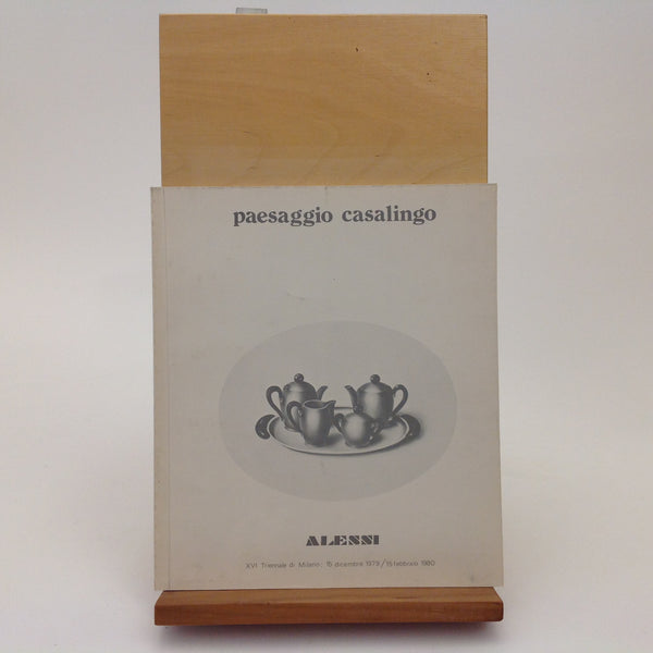 LESSI. Paesaggio Casalingo. Milano: 1980. First Edition.. Soft Cover. Fine 21 pages, throughout illustrated in B&W photographs and designdrawings of the exhibition layout. Size: 246 x 212 Mm